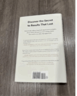 Atomic Habits: An Easy & Proven Way to Build Good Habits & Break Bad Ones - Image 3