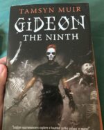 Gideon the Ninth (The Locked Tomb Series, 1)